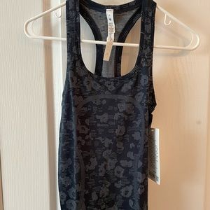 Lululemon Swiftly Tech Racerback 2.0 Size 2, New With Tags, Never Worn